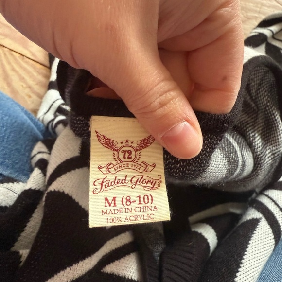 Faded Glory Black White Geometric Long Sleeve Open Front Cardigan size medium - Picture 2 of 2